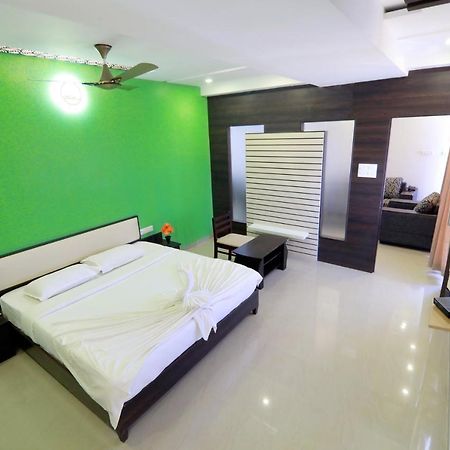 Hotel Ambai Grand Ambasamudram Exterior photo