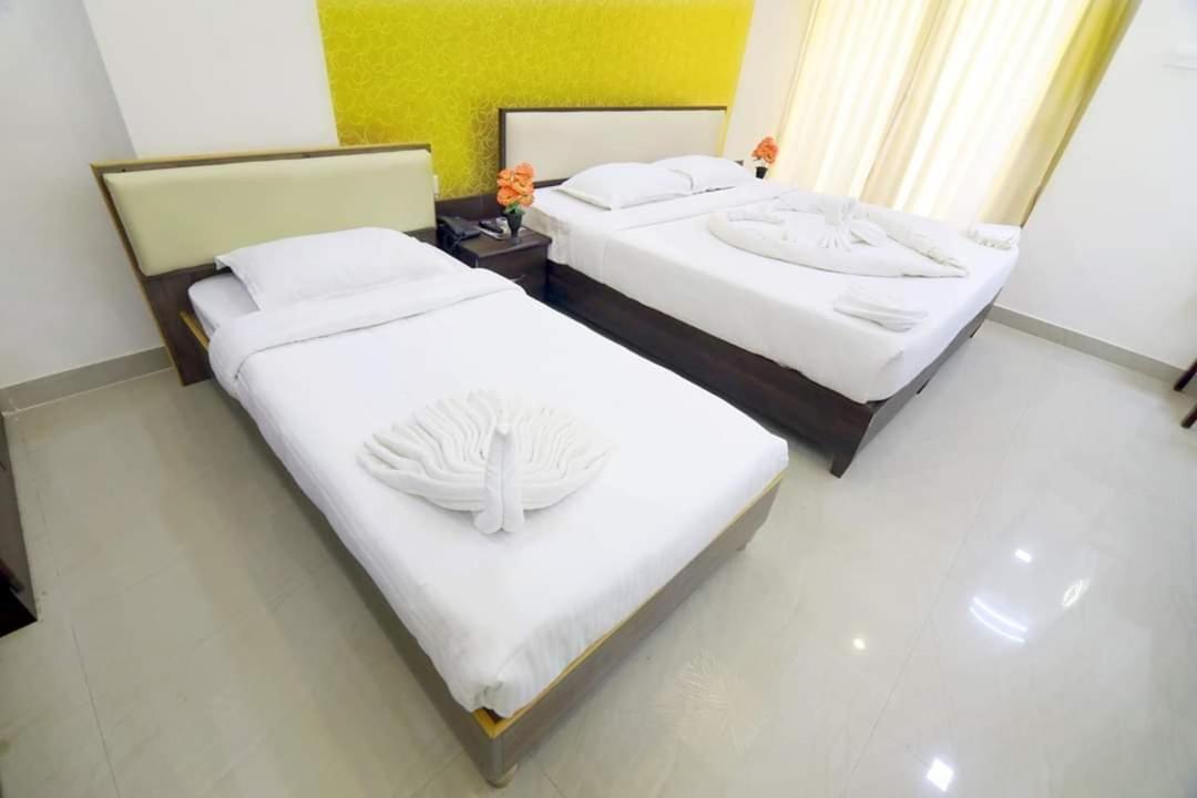 Hotel Ambai Grand Ambasamudram Exterior photo